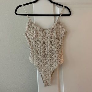 H&M Cream colored Crochet Bodysuit Size:S NWT